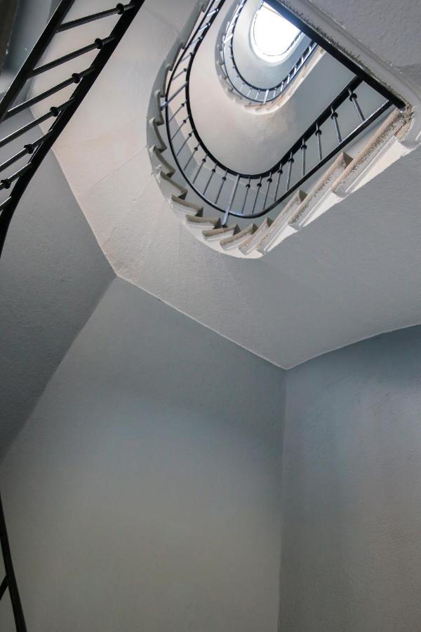 Le Retro, T2 Hypercentre Chic Et Cosy, Wifi Par Sovalfi Apartment Saint-Etienne  Bagian luar foto